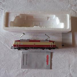 MARKLIN locomotiva 3653