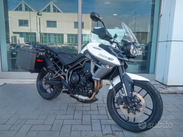 Triumph Tiger 800 XR Abs