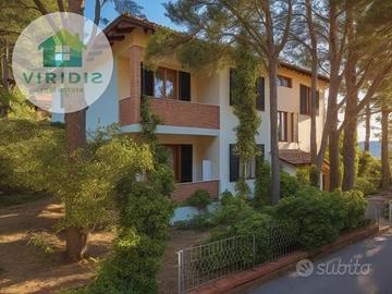 Villa di 457 m² con più di 5 locali e box auto dop