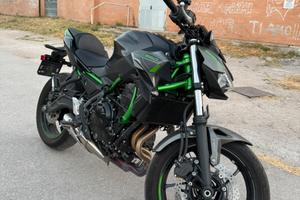 KAWASAKI Z 650 (2023)