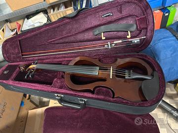 Violino amplificato