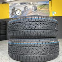 2 Gomme 225/55R18 102V Pirelli inverno 85% residui