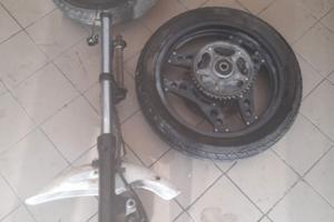 ricambi  HONDA CBX 750