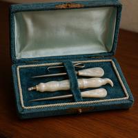 Antico cofanetto cucito madreperla vittoriano ‘800