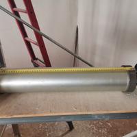 Estrusore pneumatico per boiles