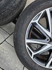 Pneumatici con cerchi