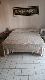 copriletto matrimoniale realizzato a mano all'unci
