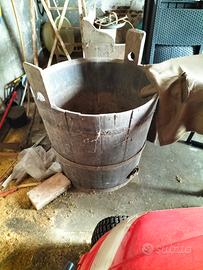 vecchio tino in legno 