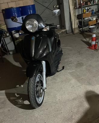 Piaggio Beverly 500