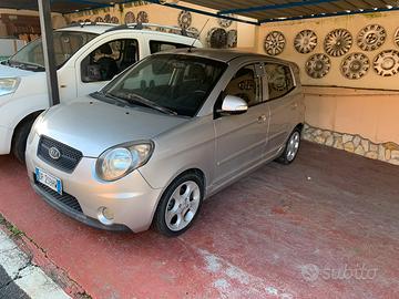 Kia picanto 1.1 benz 5 porte neo patent