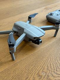 DJI Mavic Air 2 – Fly More Combo + accessori