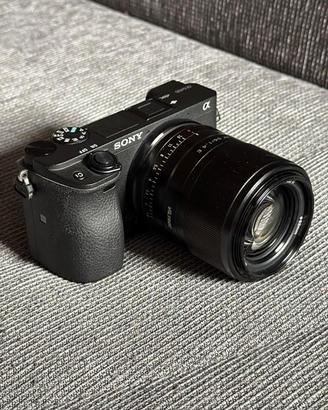 Sony a6400 + 3 lenti