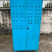 Armadio porta attrezzi