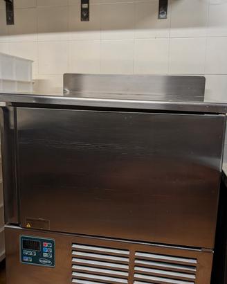 abbattitore di temperatura HIBER 5 teglie