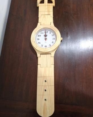 Orologio da parete in legno