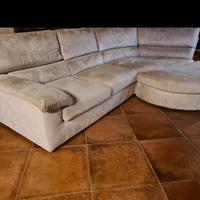Divano con pouf angolare destro 