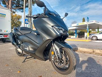 Yamaha T Max 560 - 2021