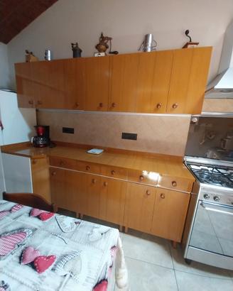 Cucina componibile in formica anni 80