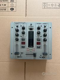 Mixer Behringer VCA 100