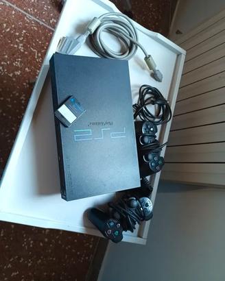 Ps2 Fat Bundle 2 controllers + games