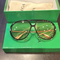 Occhiali Bottega Veneta 200 € 