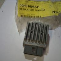 REGOLATORE TENSIONE APRILIA PIAGGIO 898891 EX 00H0