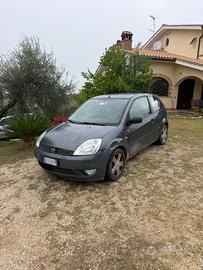 Ford Fiesta 1.2 16V 3p. Ambiente