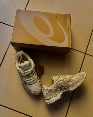 Asics nyc gel n42