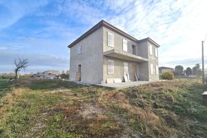 Fosso' loc Sandon: Casa singolacon giardino. Parzi