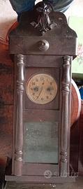 Orologio a pendolo antico 1