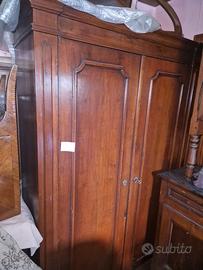 armadio vecchio 