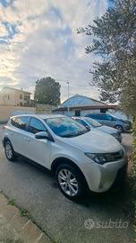 Toyota RAV4 4wd cambio automatico ,2.2 diesel
