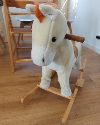 cavallo a dondolo