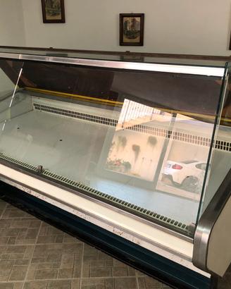 Frigorifero commerciale