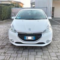 Peugeot 208 1.2 benzina 