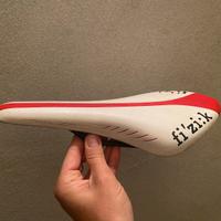 Sella Fizik bici da corsa