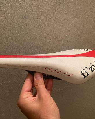 Sella Fizik bici da corsa