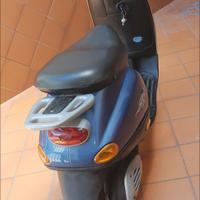 piaggio vespa et2