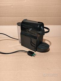 macchina caffè Nespresso inissia 