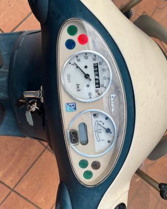 Vespa 50 et 2