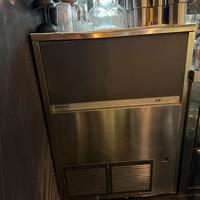 Macchina del ghiaccio