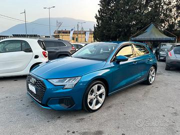 Audi A3 mar/2022automatica/r18/cocpit