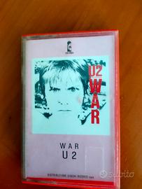audiocassetta War  degli U2  del 1983