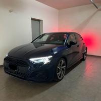 AUDI A3 SPB 35 TDI S tronic Identity Black