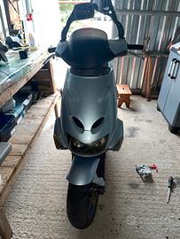 Aprilia sr 150