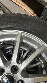 Gomme invernali con cerchi originali Range Rover
