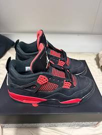 Air Jordan 4 red thunder