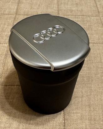 Bicchiere portacenere Audi A3 A4 A5 A6 A7 Q3 Q5 Q7