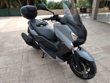 Yamaha xmax 400