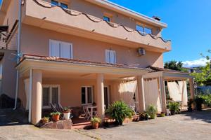 Vacanze al mare bivano sul giardino